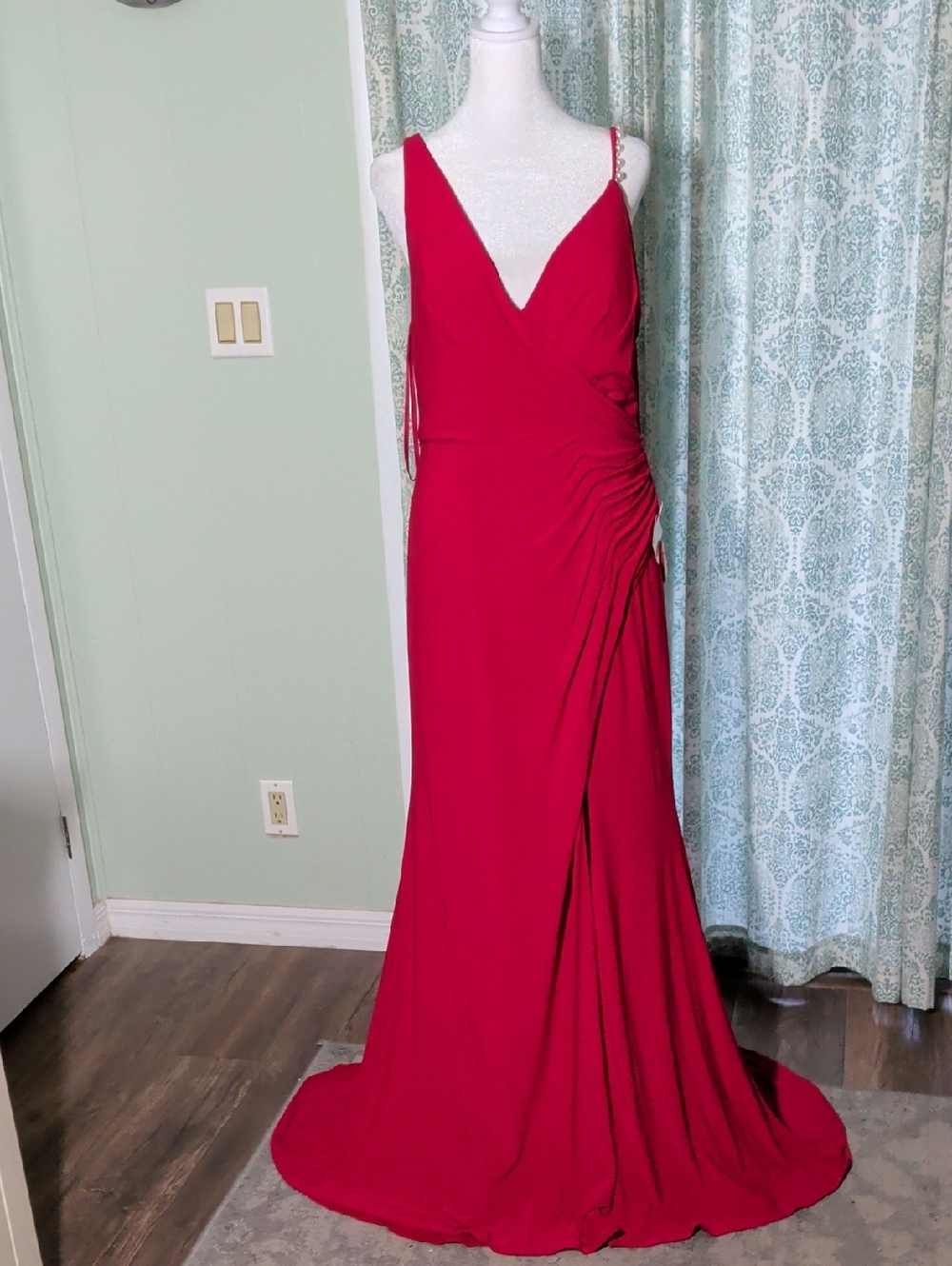 Mac Duggal Bold Red V-Neck Evening Gown